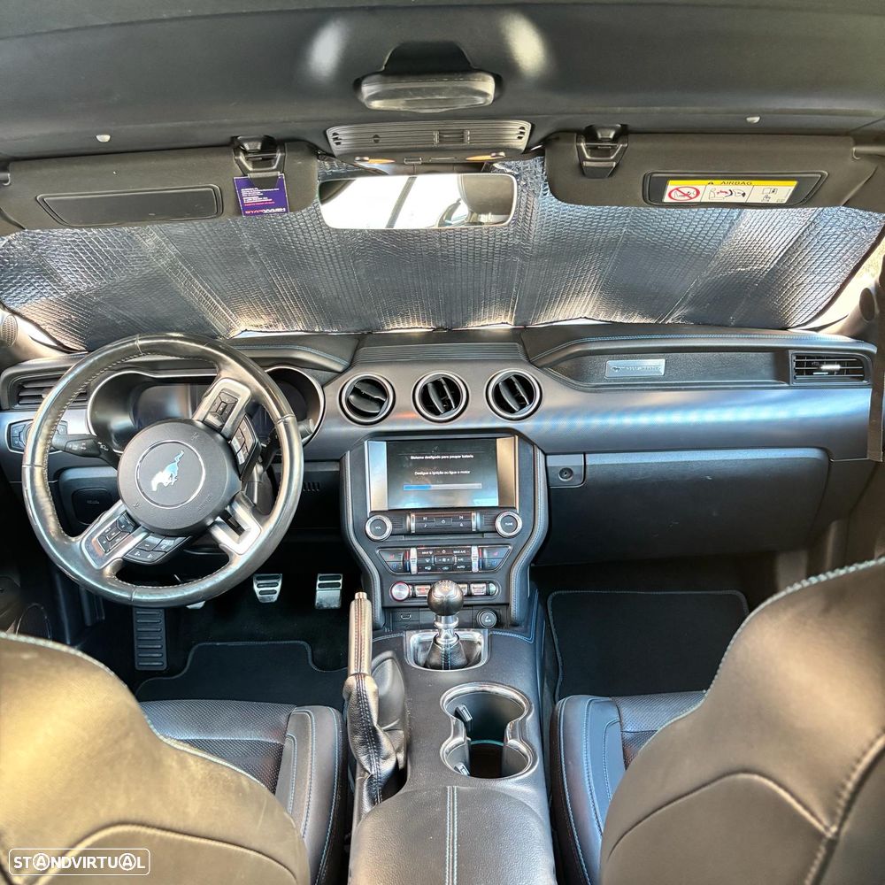 Ford Mustang 2.3i EcoBoost - 12