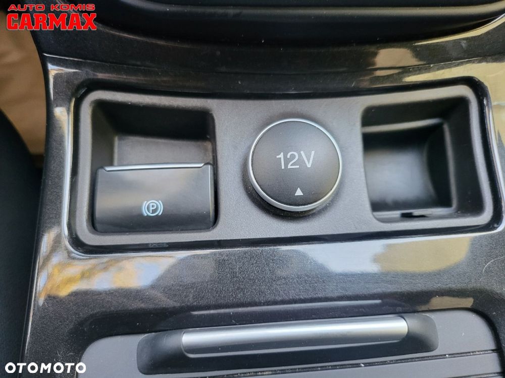 Ford Kuga 2.0 TDCi 2x4 ST-Line - 27