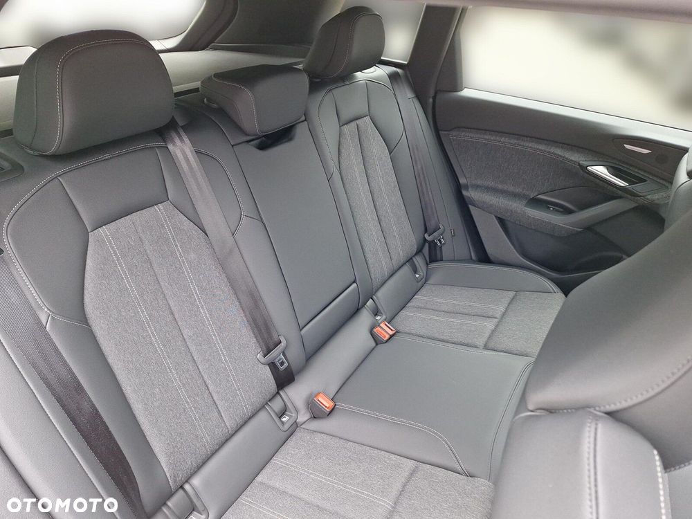 Audi Q6 e-tron - 12