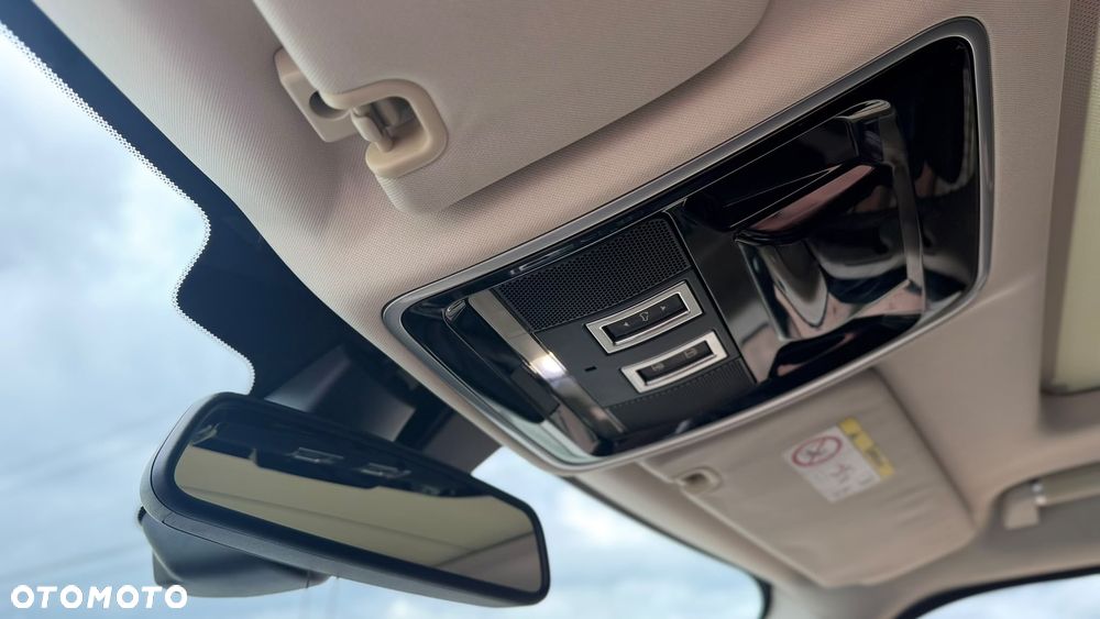 Land Rover Range Rover - 23