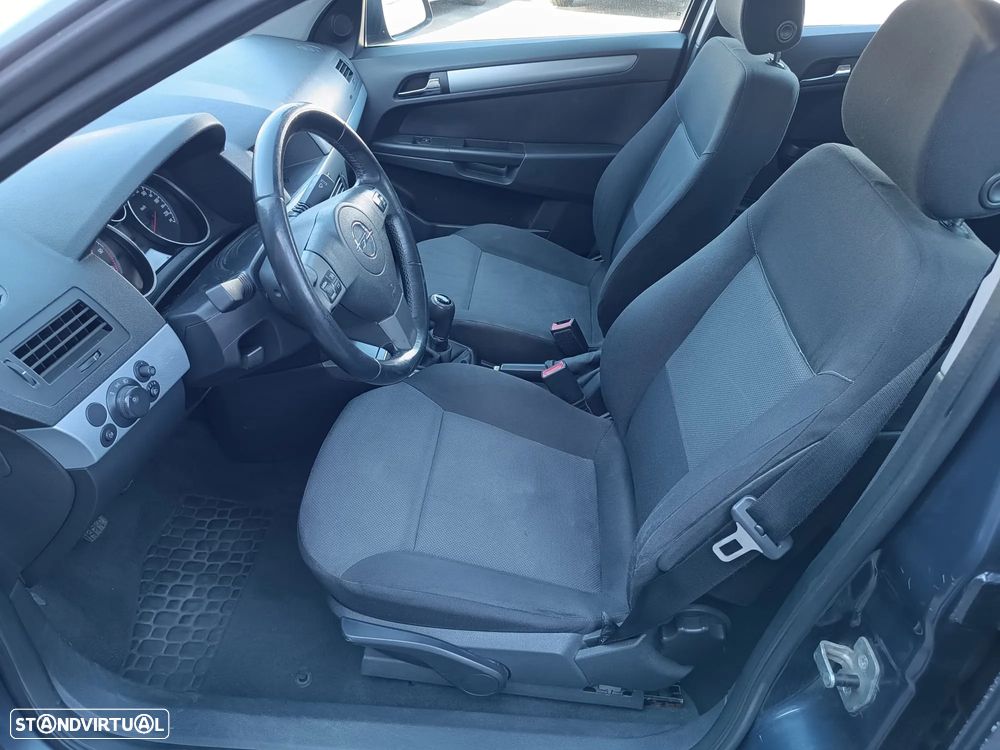Opel Astra Caravan 1.3 CDTi Enjoy - 10