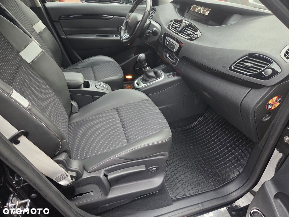 Renault Grand Scenic dCi 130 FAP Start & Stop Bose Edition - 22