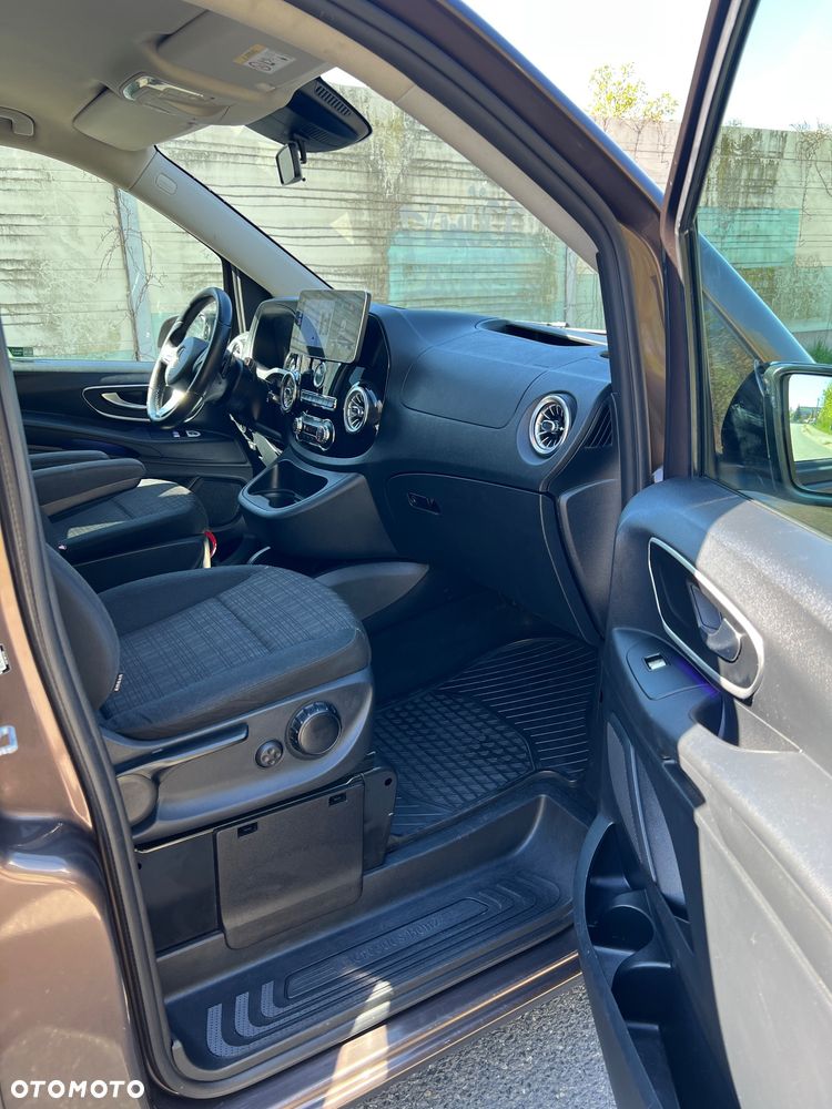 Mercedes-Benz Vito CDI Tourer Pro 447.703 - 17