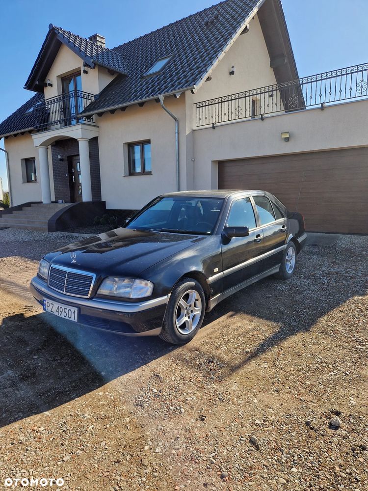 Mercedes-Benz Klasa C - 1