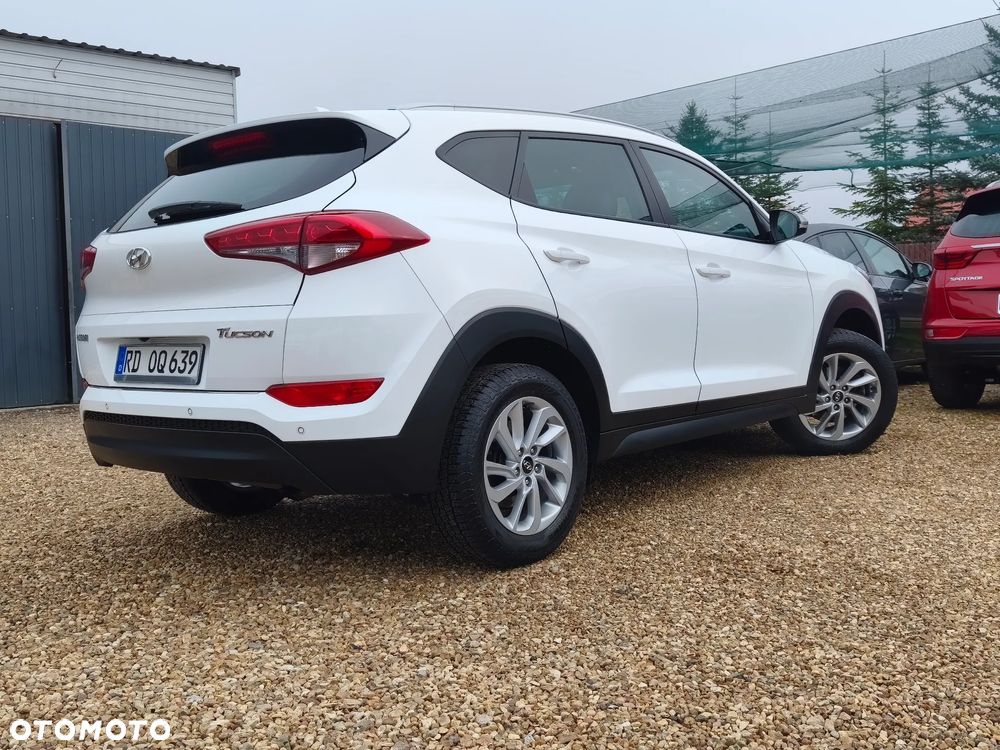 Hyundai Tucson blue 1.6 GDi 2WD Navi - 32