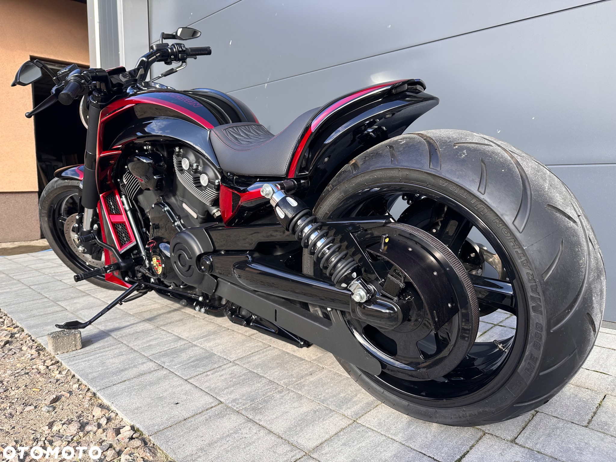 Harley-Davidson V-Rod Night Rod - 13