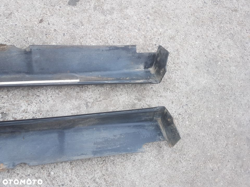 Suzuki Ignis FH 00-03 listwy progowe nakładki dla wersji 3 drzwiowy BLACK LIMIT - 9