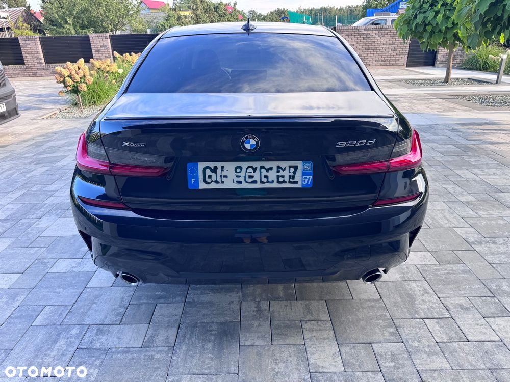 BMW Seria 3 320d xDrive M Sport - 6