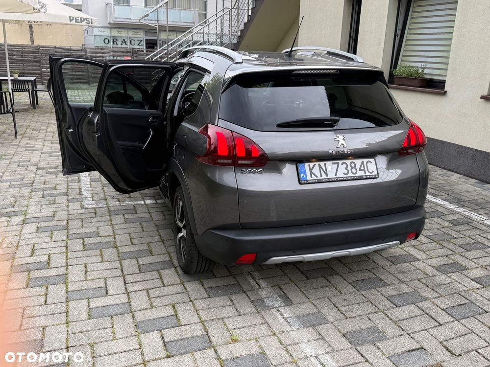Peugeot 2008 1.2 Pure Tech GPF Allure S&S - 2