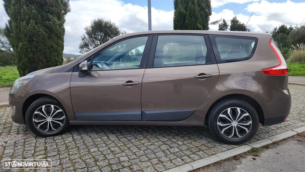 Renault Grand Scénic dCi 110 Expression - 6