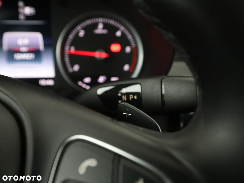 Mercedes-Benz Klasa C - 32