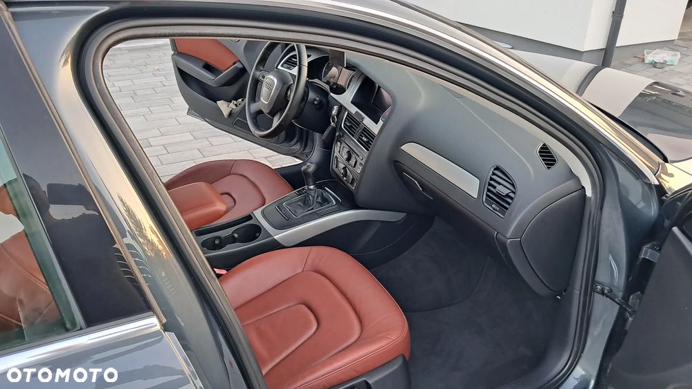 Audi A4 Avant 2.0 TDI ultra - 6