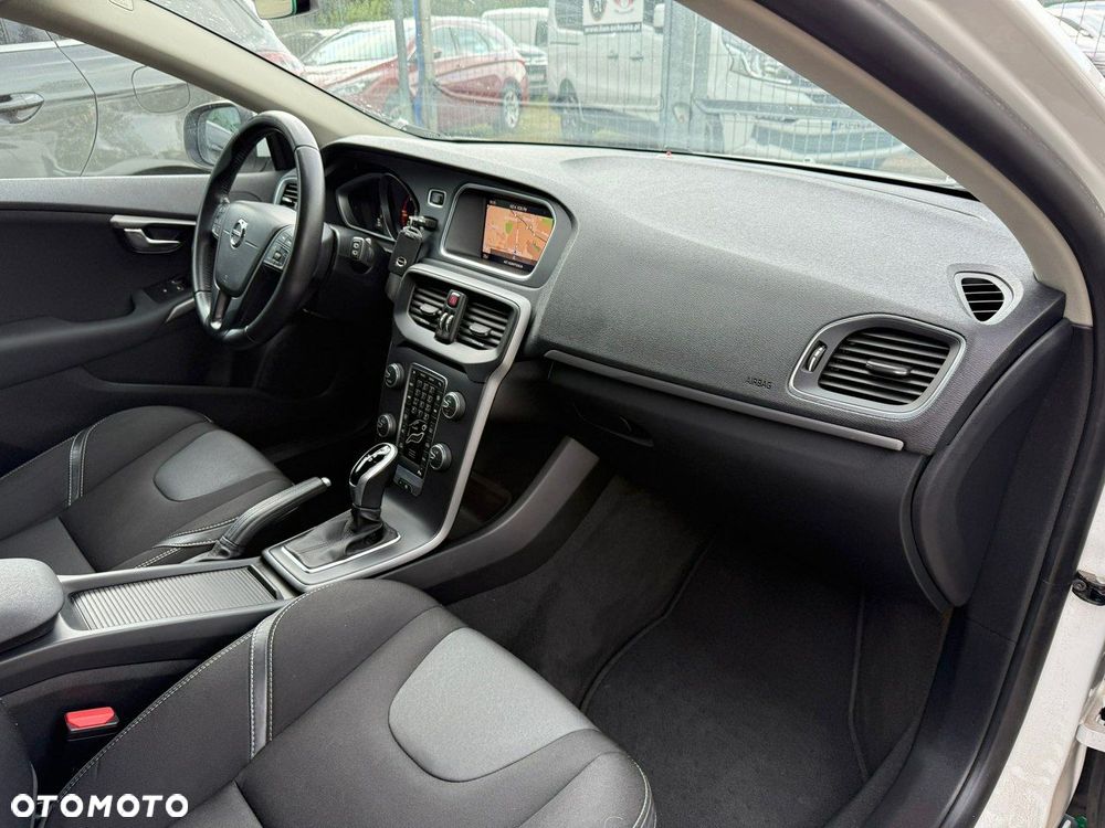 Volvo V40 - 6