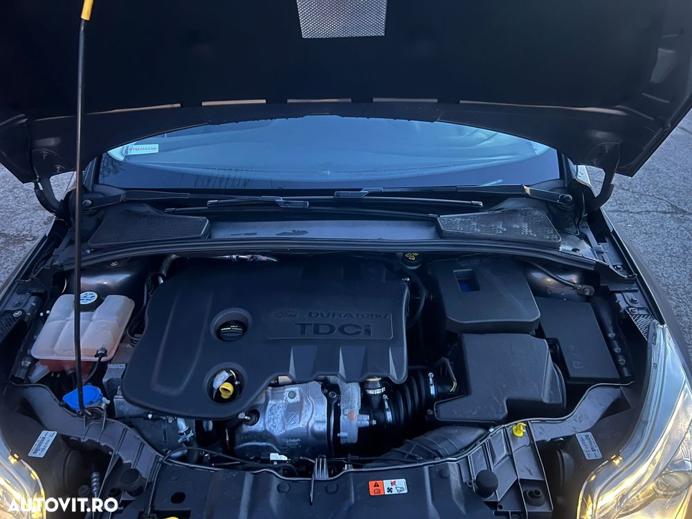 Ford Focus 1.6 TDCI DPF Titanium - 17