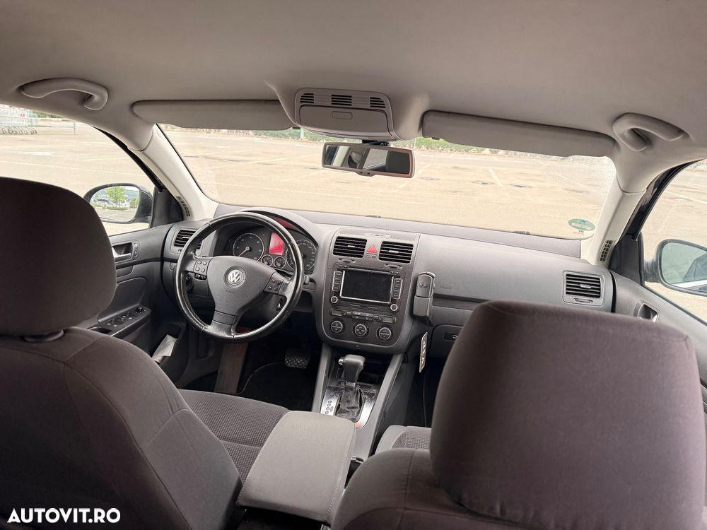 Volkswagen Golf 2.0 TDI DPF DSG Sportline - 12