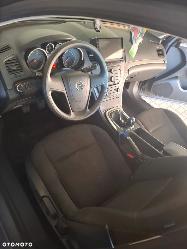 Opel Insignia 1.8 - 19