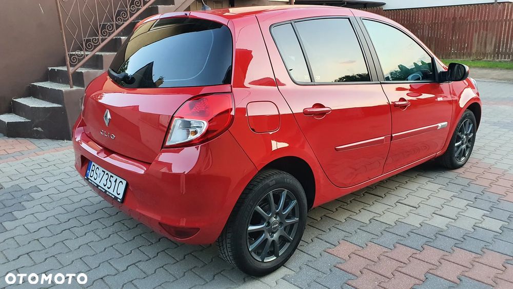 Renault Clio 1.2 16V Alize Euro5 - 5