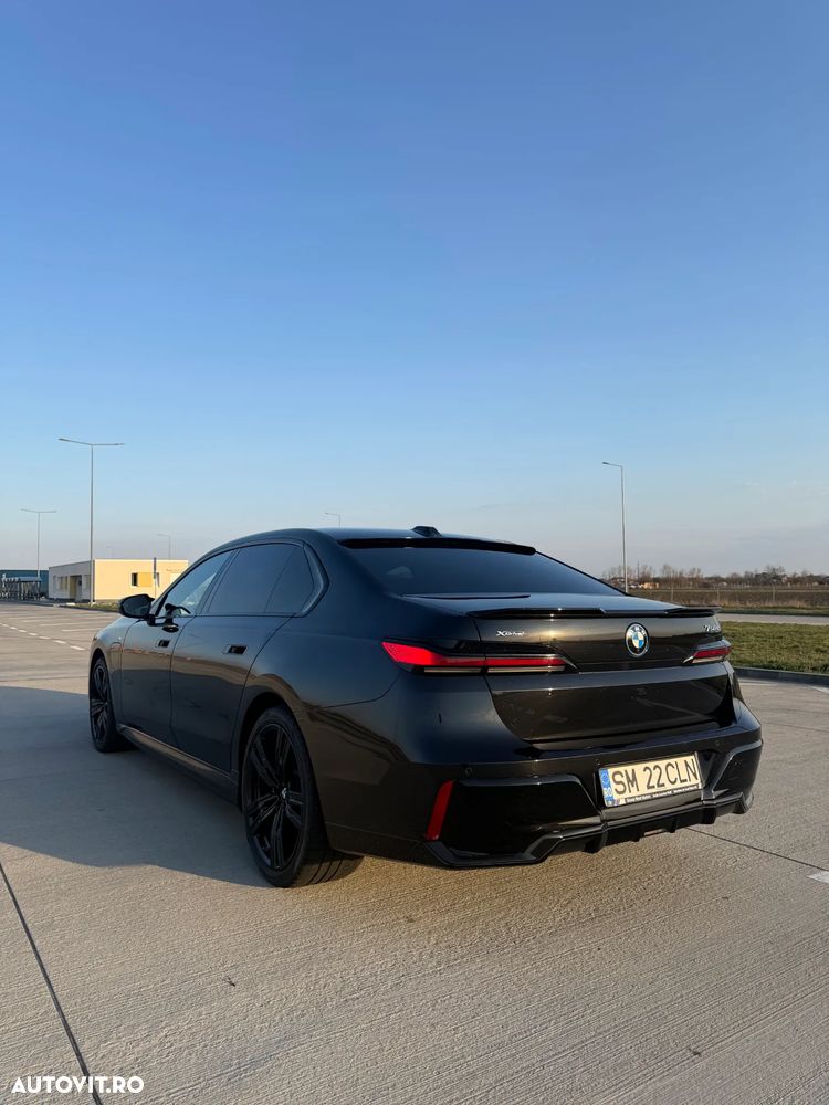 BMW Seria 7 - 5