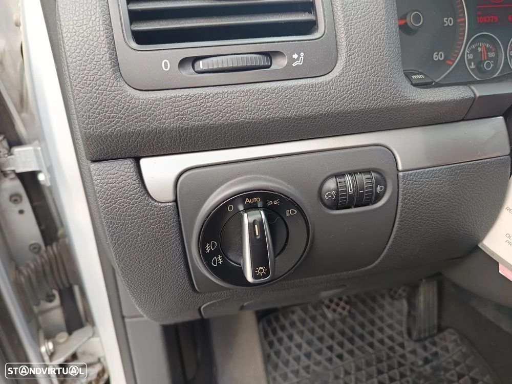 VW Golf 2.0 TDi Sport - 22