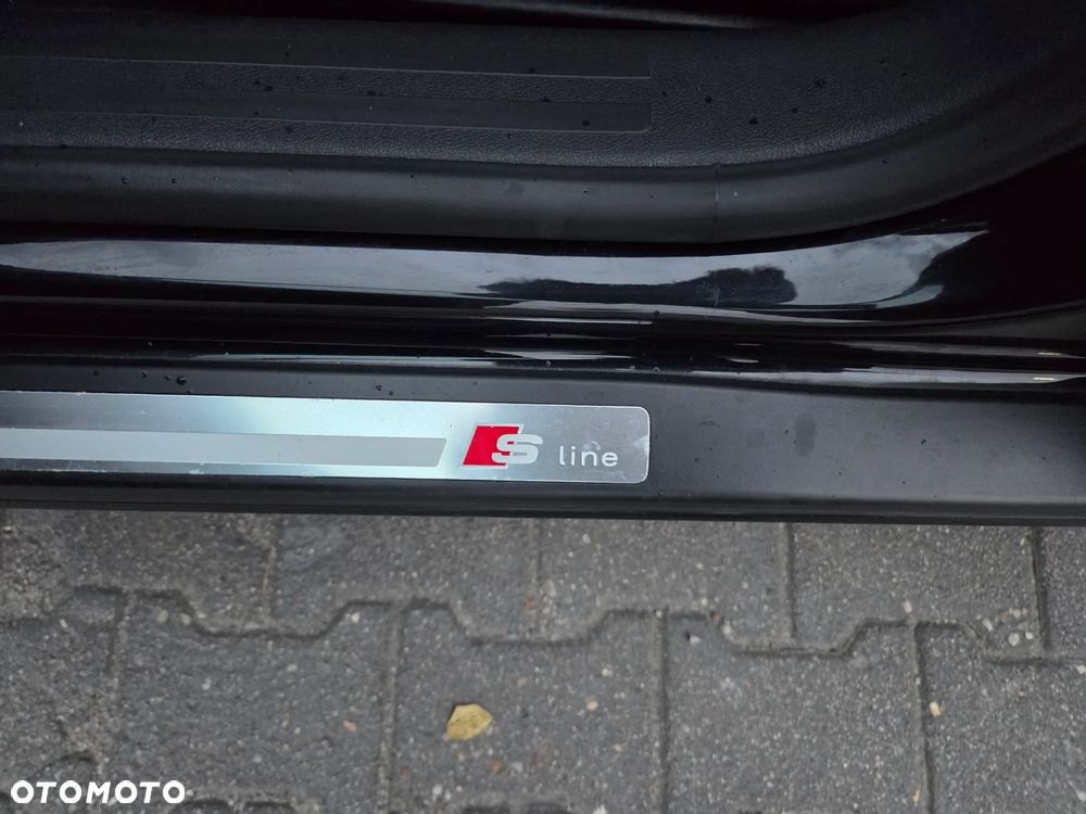 Audi A3 Sportback 2.0 TDI DPF S line Sportpaket plus - 13