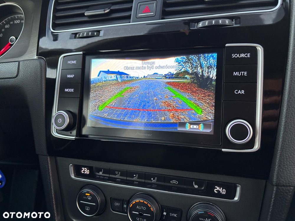 Volkswagen Golf - 12