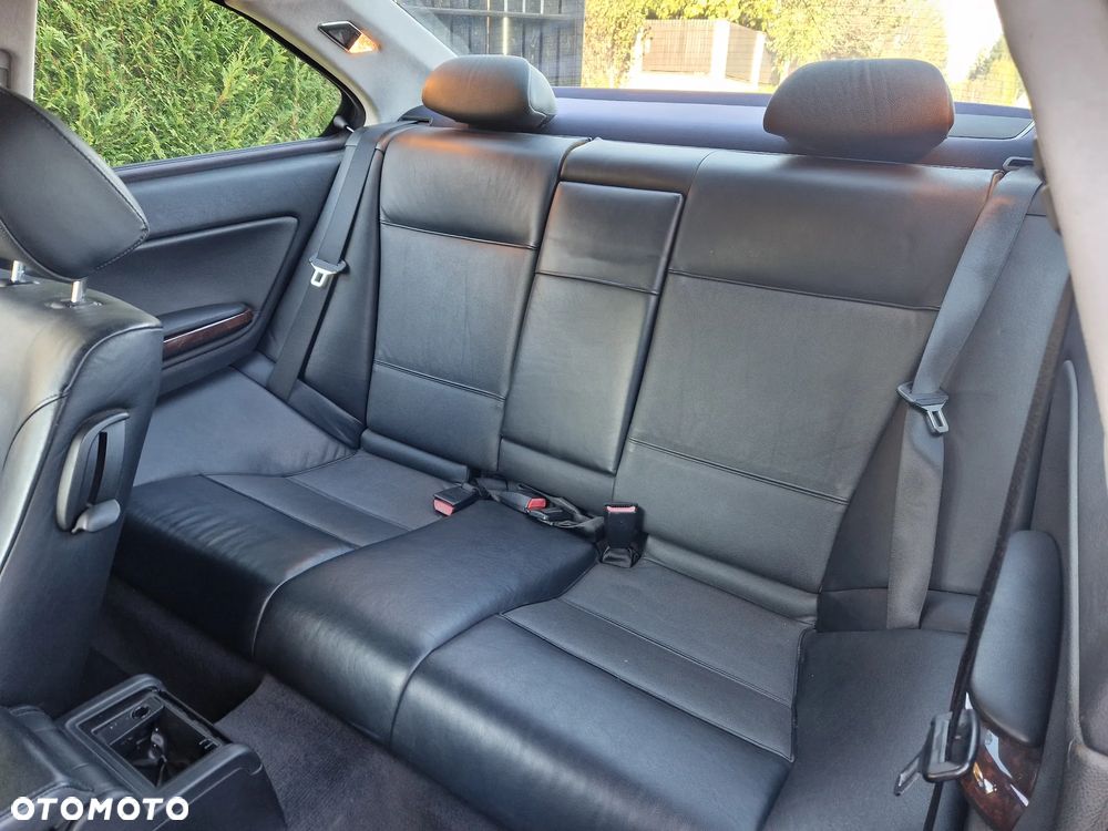 BMW Seria 3 325 Ci Edition Exclusive - 8