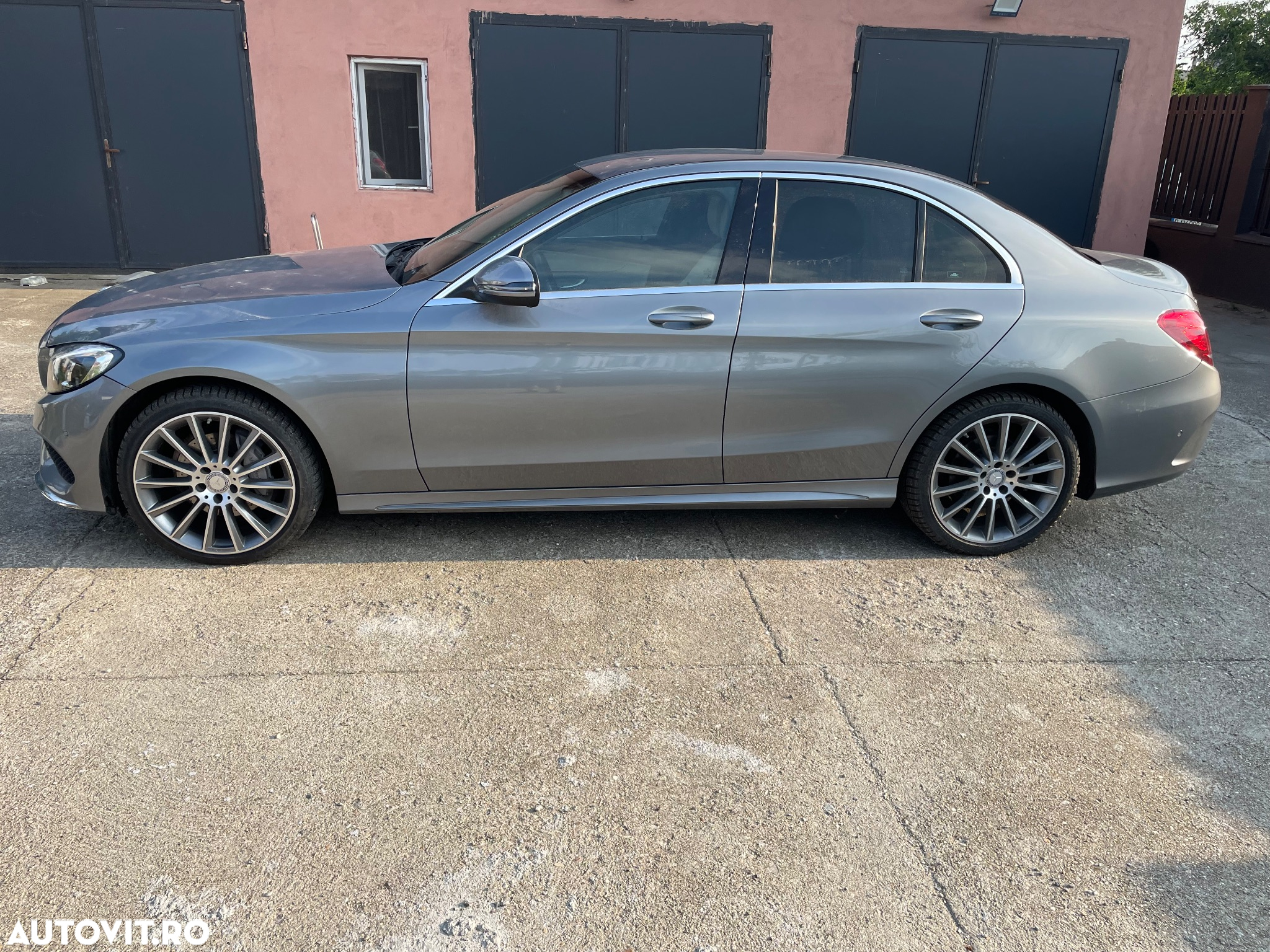Mercedes-Benz C - 4