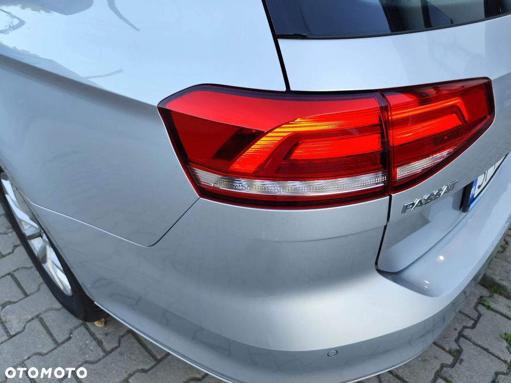 Volkswagen Passat 2.0 TDI BMT Comfortline - 13
