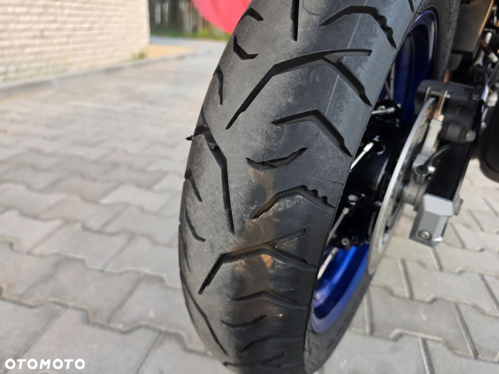 Suzuki V-STROM - 19