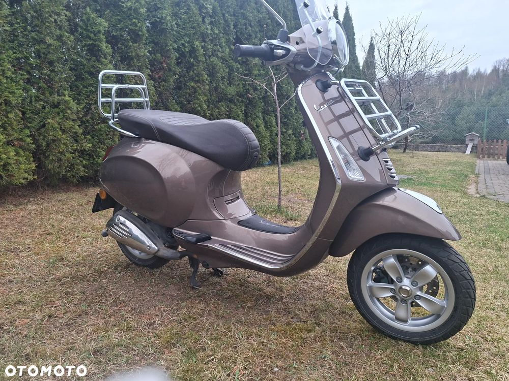 Piaggio Vespa - 4
