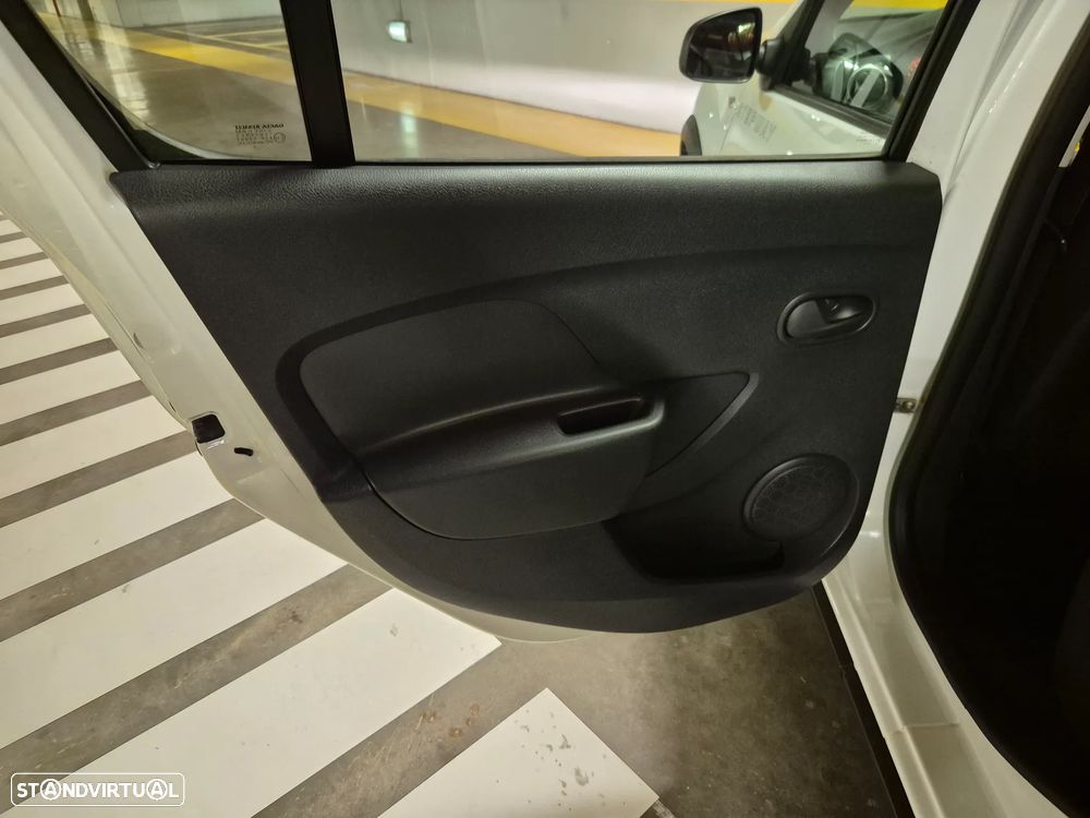 Dacia Sandero 0.9 TCe Stepway - 35