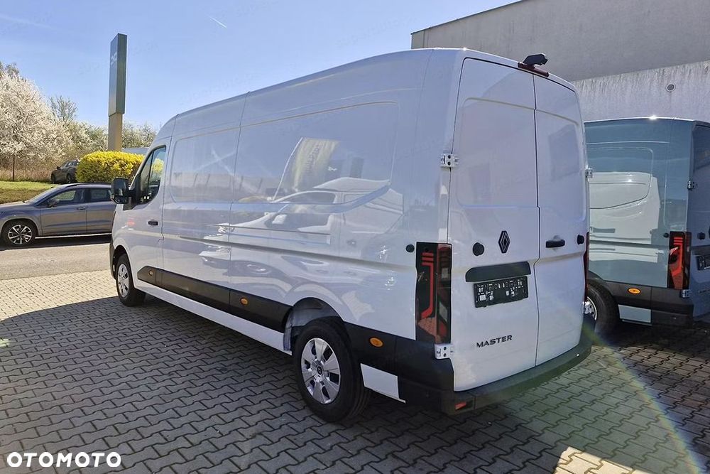 Renault Master L3H2 3.5t Extra AT9 2.0 170KM - 7