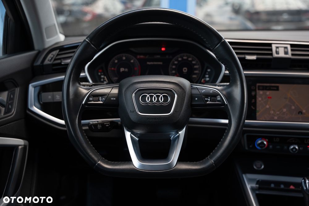 Audi Q3 35 TDI Quattro S tronic S line - 30