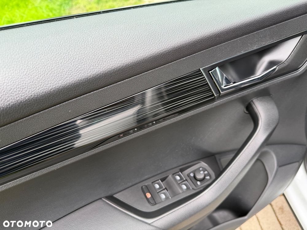 Skoda Karoq 1.5 TSI DSG Style - 26