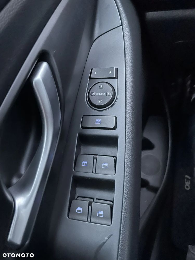 Hyundai i30 1.4 Classic + - 18