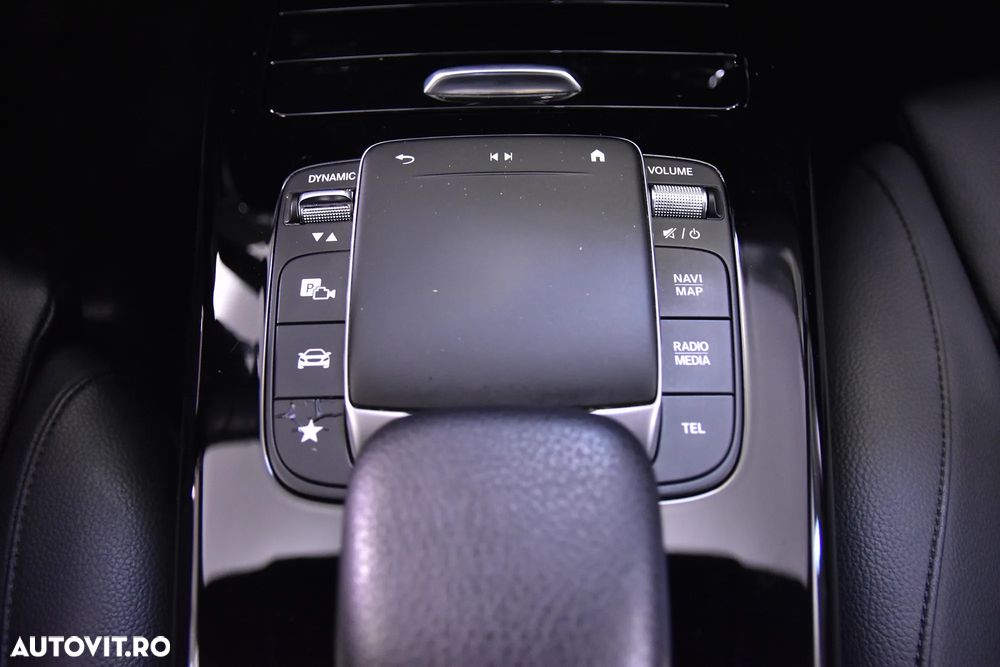 Mercedes-Benz CLA - 17