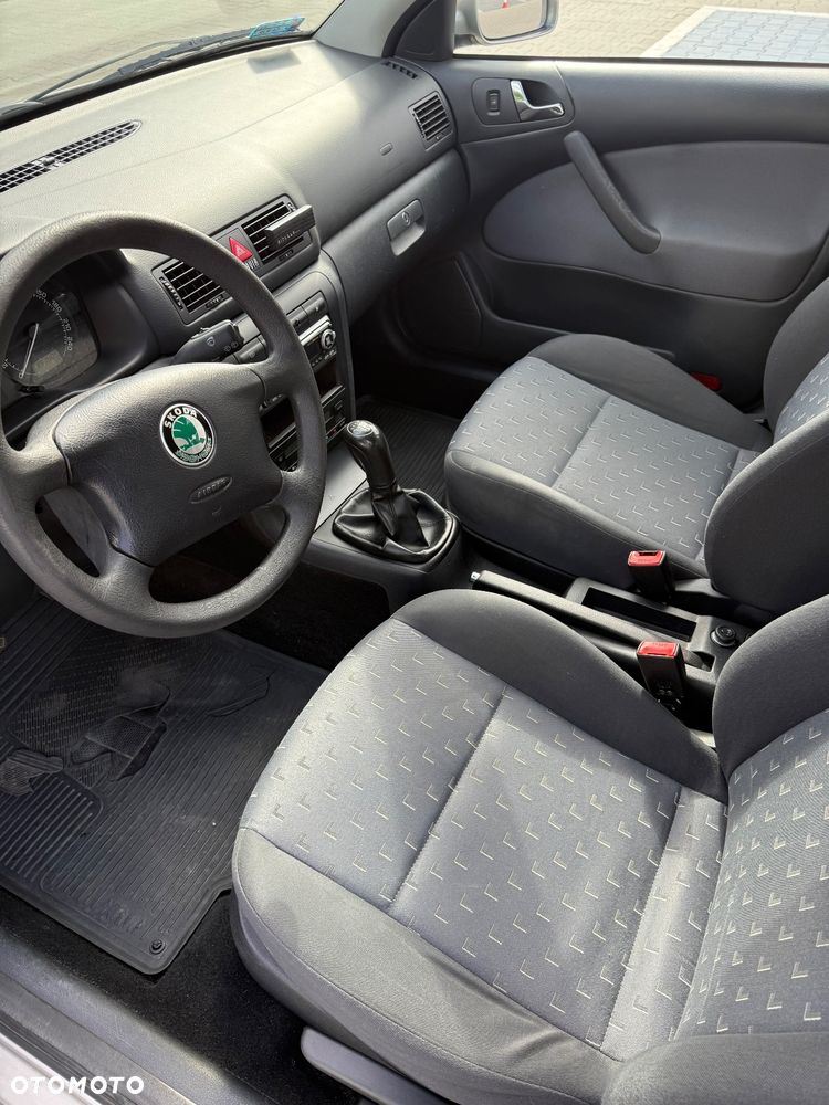 Skoda Octavia 1.8T Tour Plus Ice+ - 14