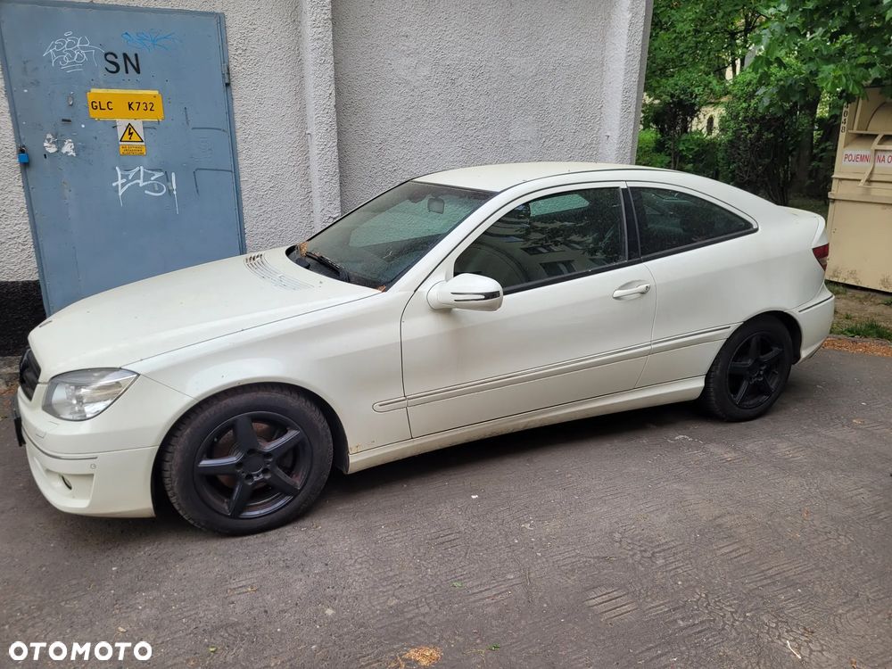 Mercedes-Benz Klasa C 200 CDI - 2