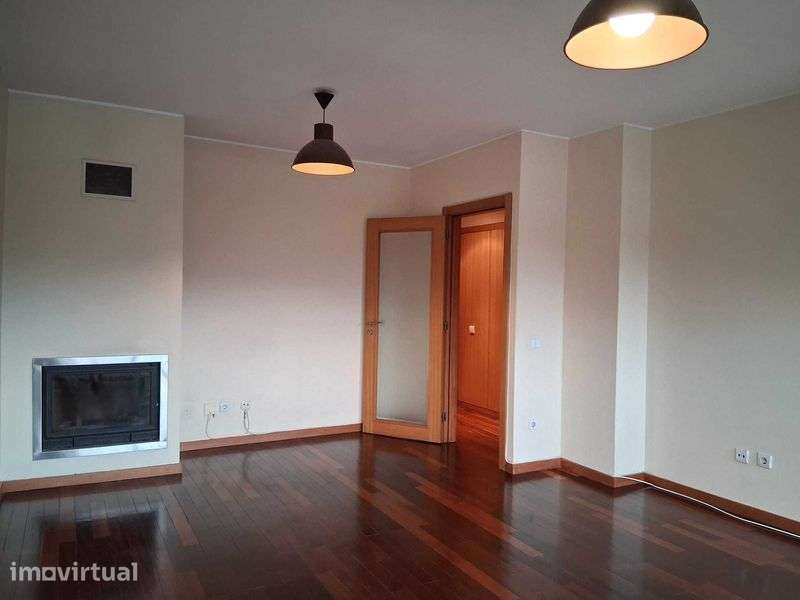 Apartamento T1 com Garagem e Arrumos Pedrouços, Maia - Grande imagem: 2/12