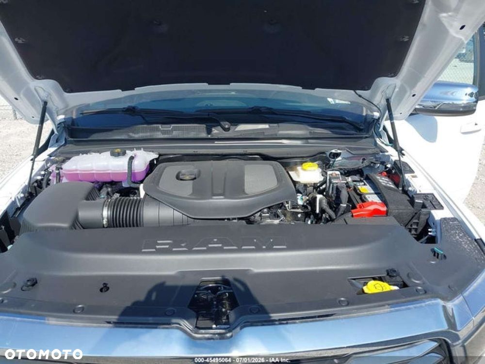 RAM 1500 - 10