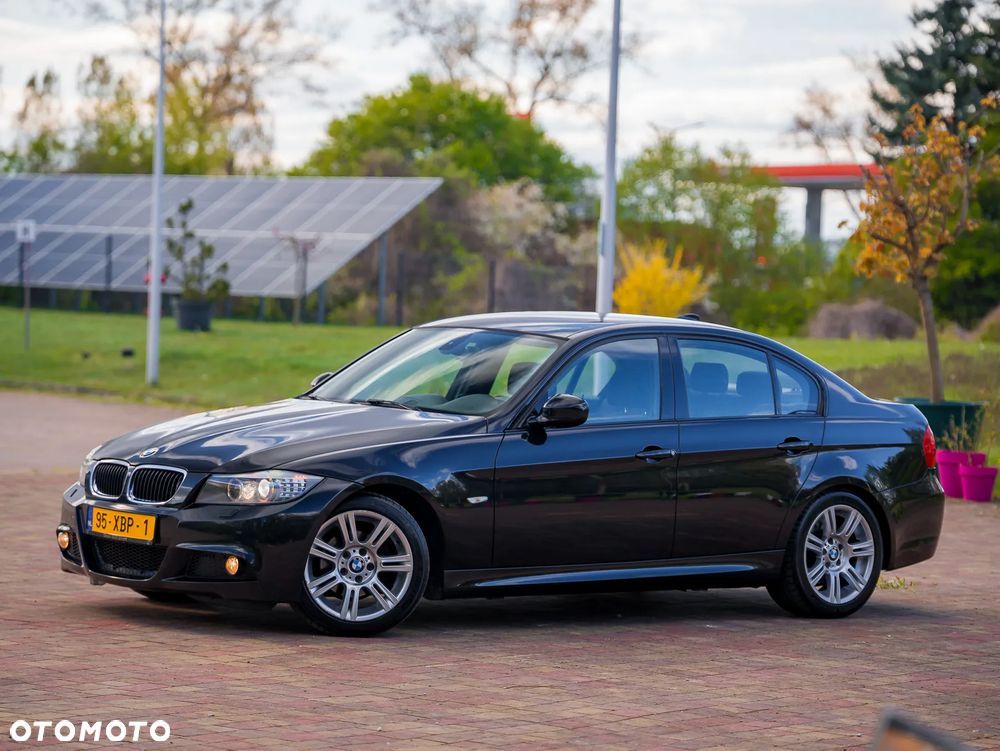BMW Seria 3 318i Edition Sport - 2