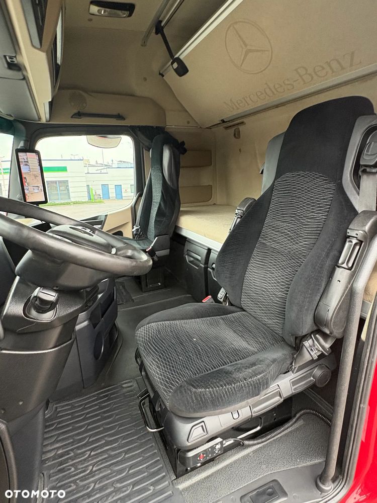 Mercedes-Benz Actros - 16
