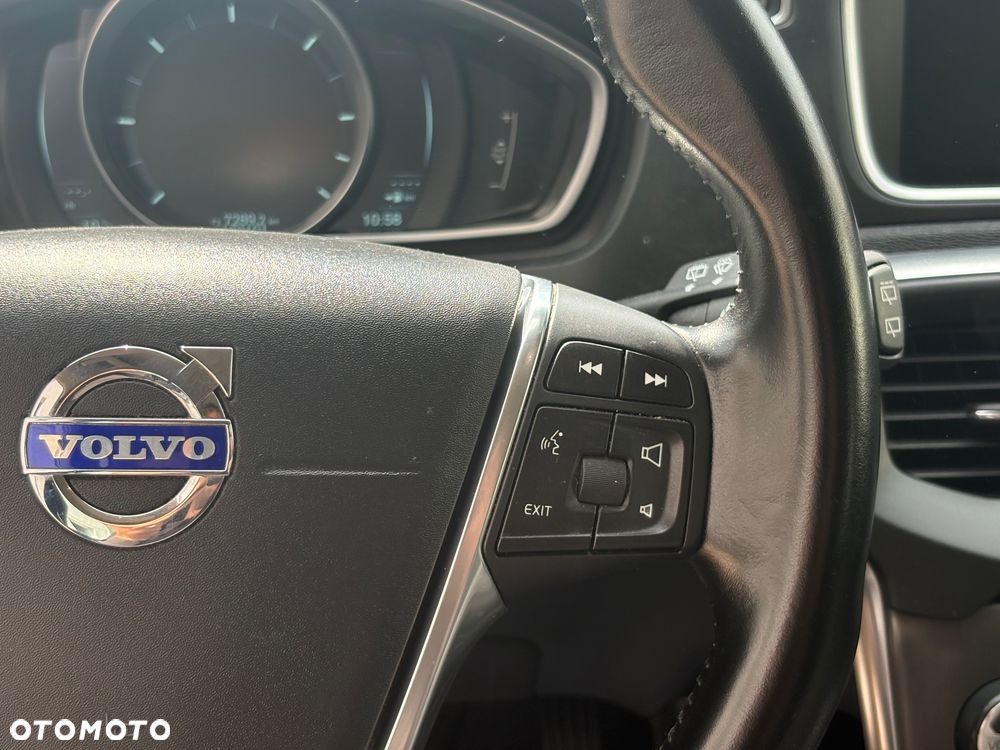 Volvo V40 D2 You - 17