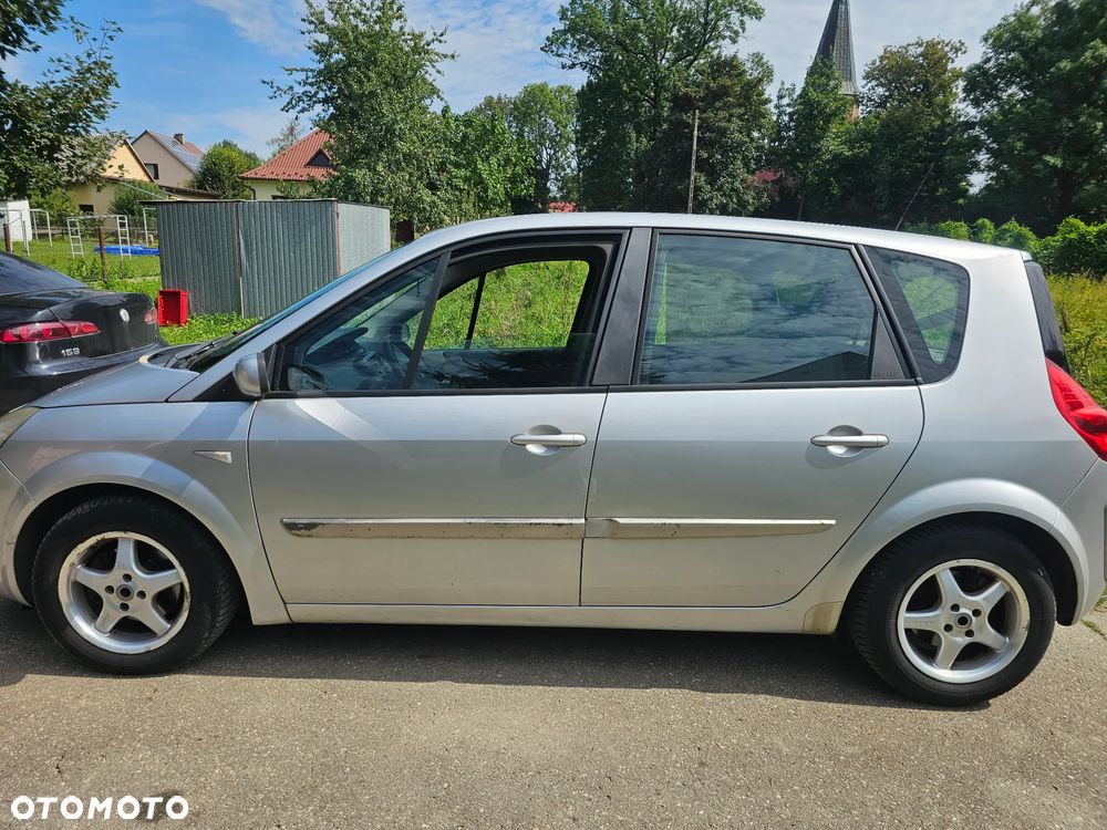 Renault Scenic 1.6 16V Confort Expression - 16