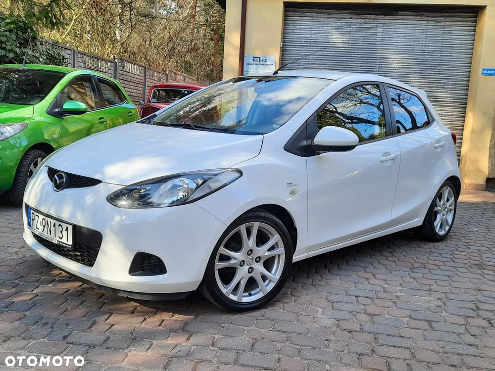 Mazda 2 - 1