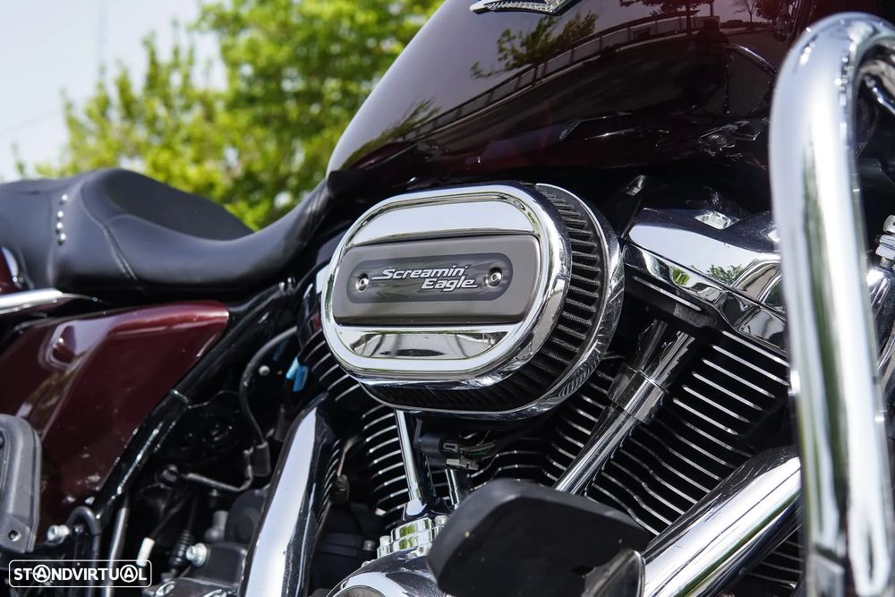 Harley-Davidson Road King Classic - 26