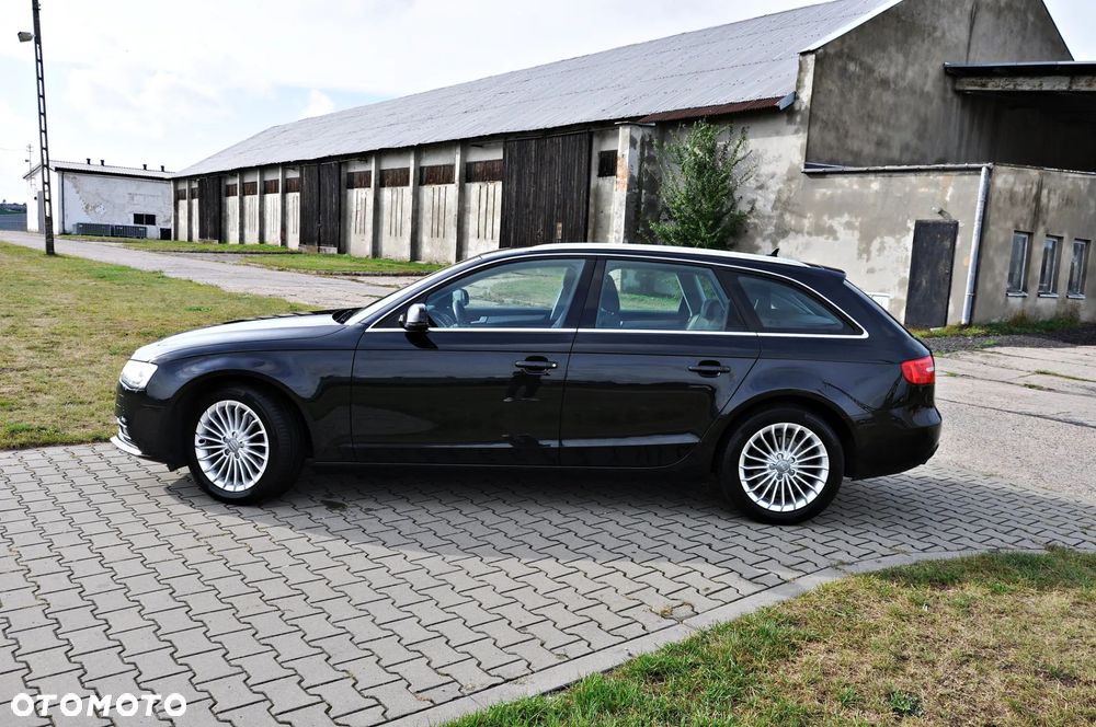 Audi A4 Avant 2.0 TDI ultra - 4