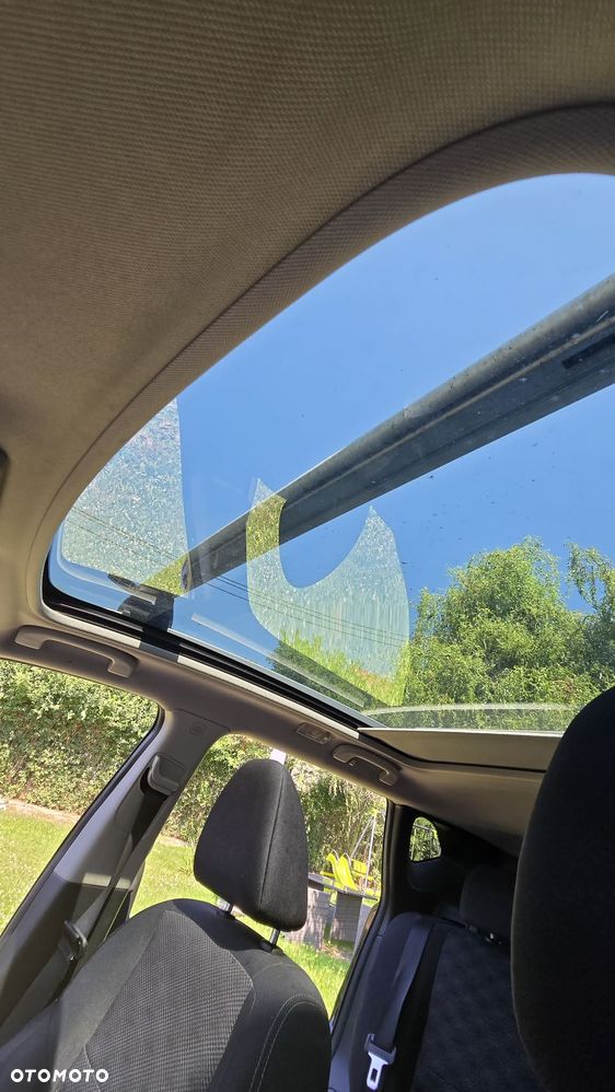 Nissan Qashqai 1.5 dCi N-Connecta EU6 - 9