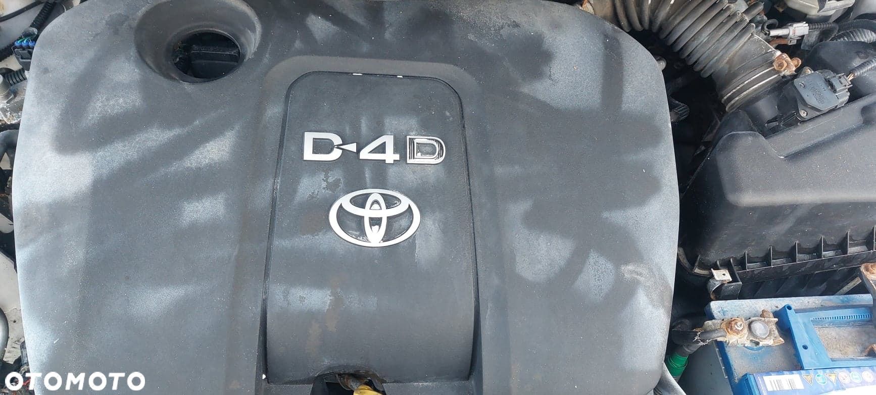 TOYOTA  Auris 1,4 D4D półoś prawa - 1