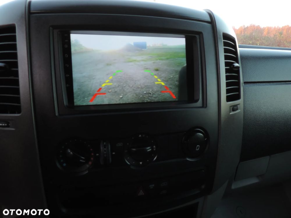 Volkswagen Crafter - 13